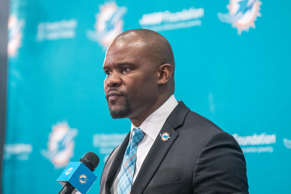 Brian Flores joins the Dolphins a day after coordinating a dominant New England Patriots defensive effort in the Super Bowl. (Getty)