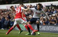 Britain Football Soccer - Tottenham Hotspur v Arsenal - Premier League - White Hart Lane - 30/4/17 Tottenham's Dele Alli in action with Arsenal's Granit Xhaka and Mesut Ozil Action Images via Reuters / Paul Childs Livepic