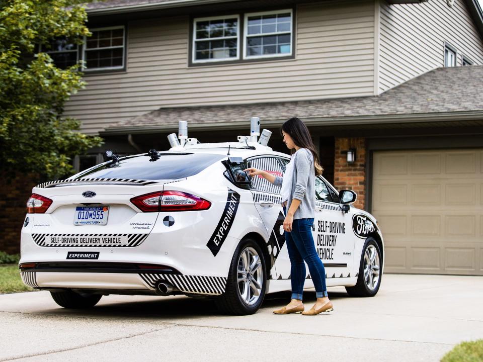 <h1 class="title">Ford and Domino's Autonomous Delivery Research</h1><cite class="credit">Ford Motor Company</cite>