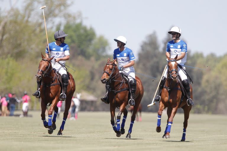 Facundo, Gonzalo (h.) y Nicolás Pieres deberán arreglárselas este sábado sin su número 2 titular, Hilario Ulloa, que estará unas tres semanas fuera del equipo; con Matías Torres Zavaleta, Ellerstina se cruzará con La Ensenada en busca de ser finalista del Abierto de Tortugas.