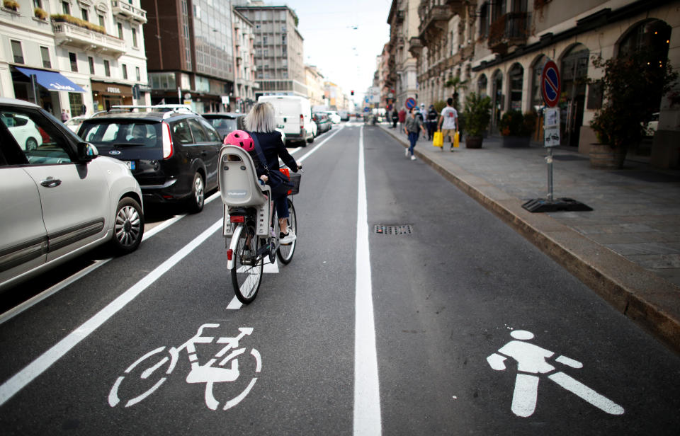 Traffic fills the streets as Italians are allowed to move freely within their regions.