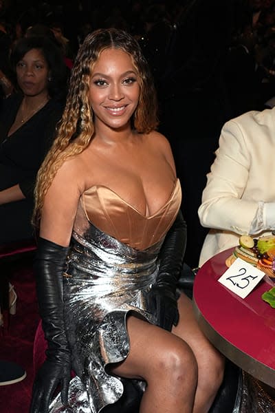 Beyonce-Grammys-Beauty-Look