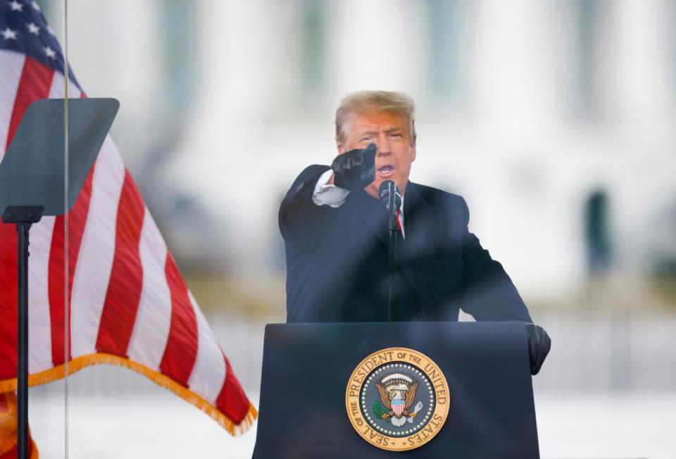 Donald Trump bei seiner Rede vor protestierende Anhängern am 6. Januar (Bild: Reuters/Jim Bourg)