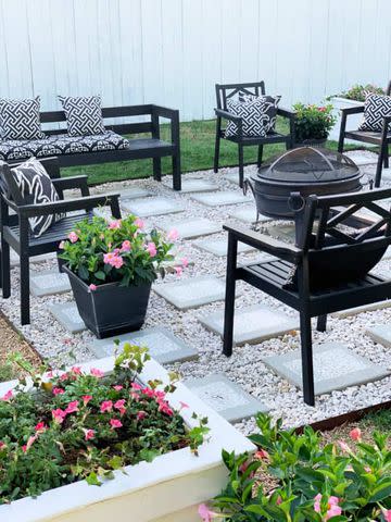 <p><a href="https://thistlewoodfarms.com/7-diy-ideas-to-refresh-your-patio/" data-component="link" data-source="inlineLink" data-type="externalLink" data-ordinal="1">Thistlewood Farms</a></p>