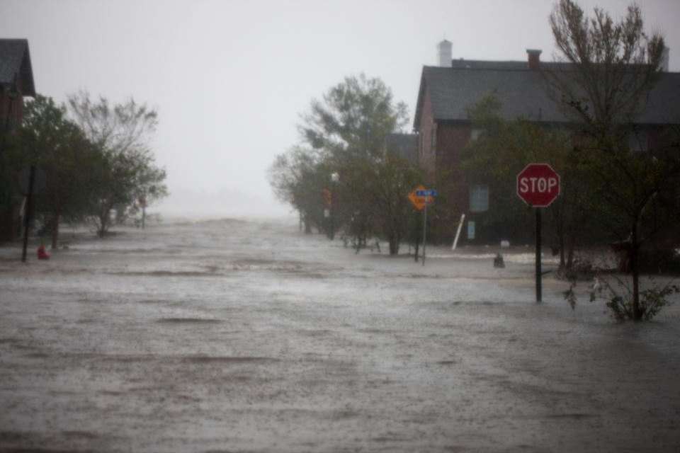 EN IMAGES – La tempête Florence frappe les Etats-Unis