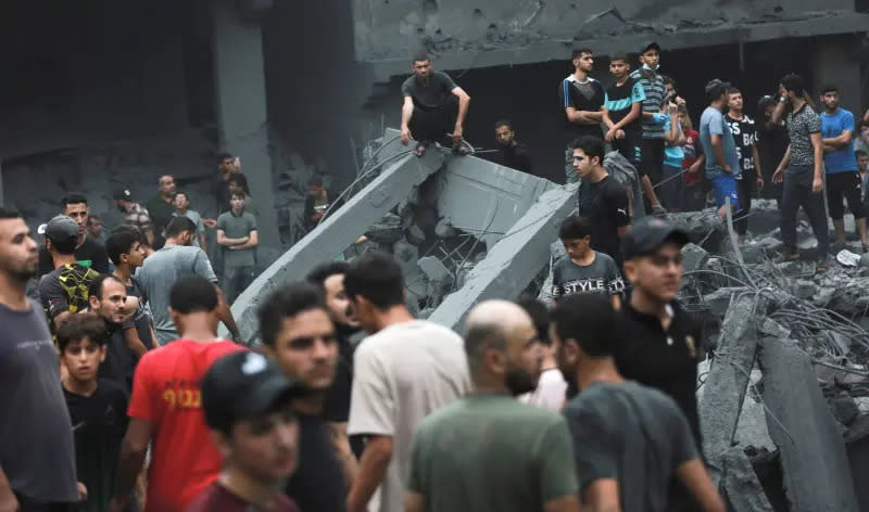 ▲以色列與哈馬斯衝突爆發已3週，加薩地區持續面臨空襲與轟炸。（圖／美聯社／達志影像）