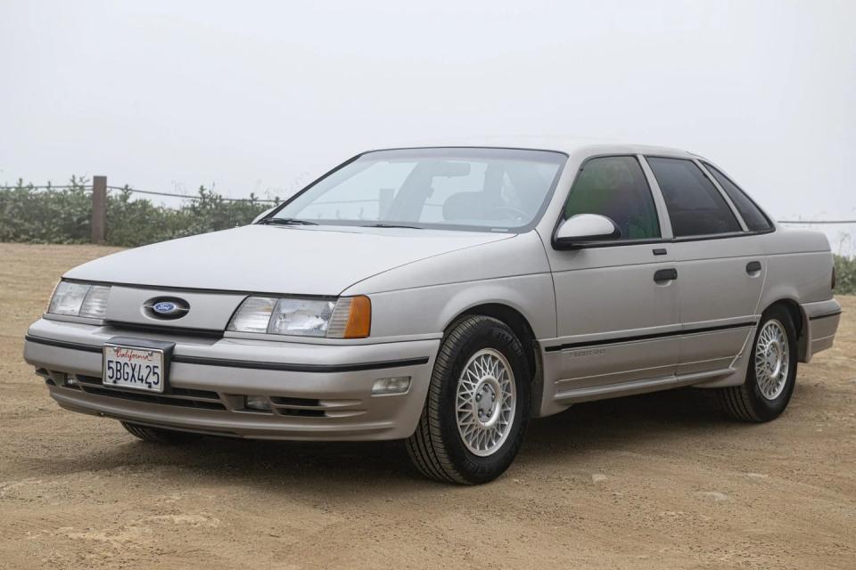 1989 ford taurus