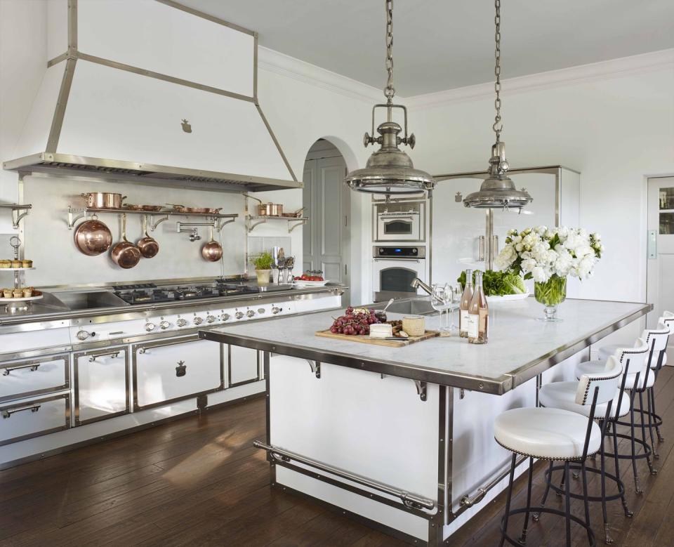 A Retro Kitchen in Palm Beach