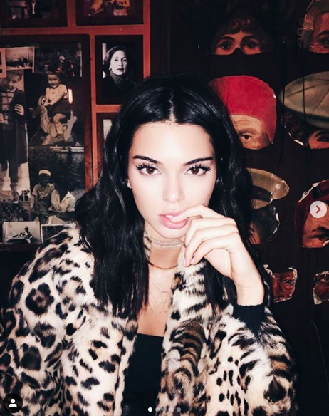 Kendall Jenner et son manteau imprimé léopard