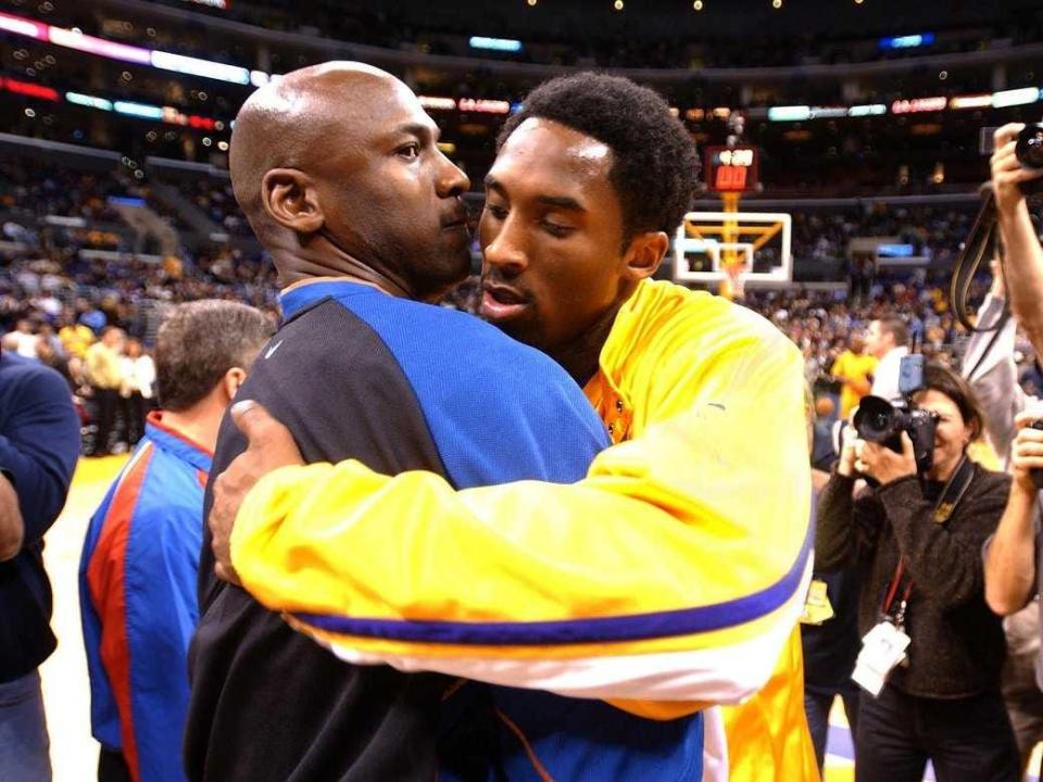 kobe bryant michael jordan hug