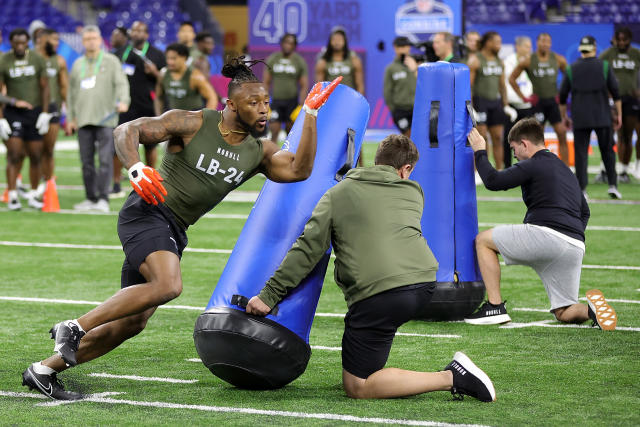 Linebackers Run the 40-Yard Dash at 2023 NFL Combine: Pappoe Hits