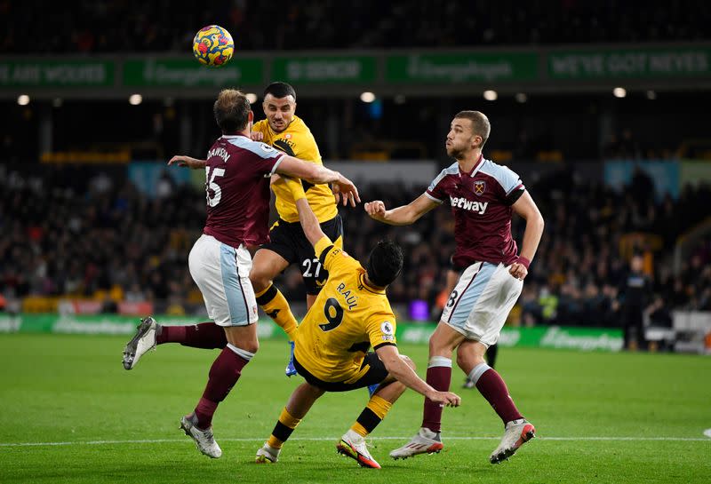 Premier League - Wolverhampton Wanderers v West Ham United