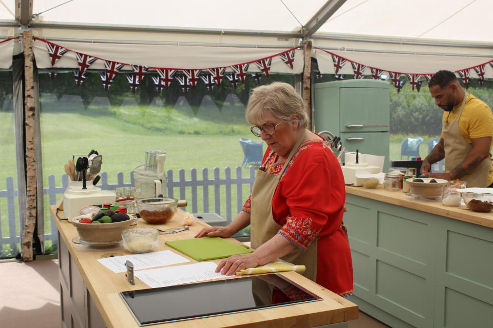 Dawn Bake Off