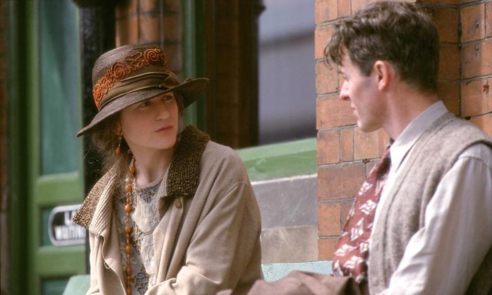 Nicole Kidman with Stephen Dillane in The Hours