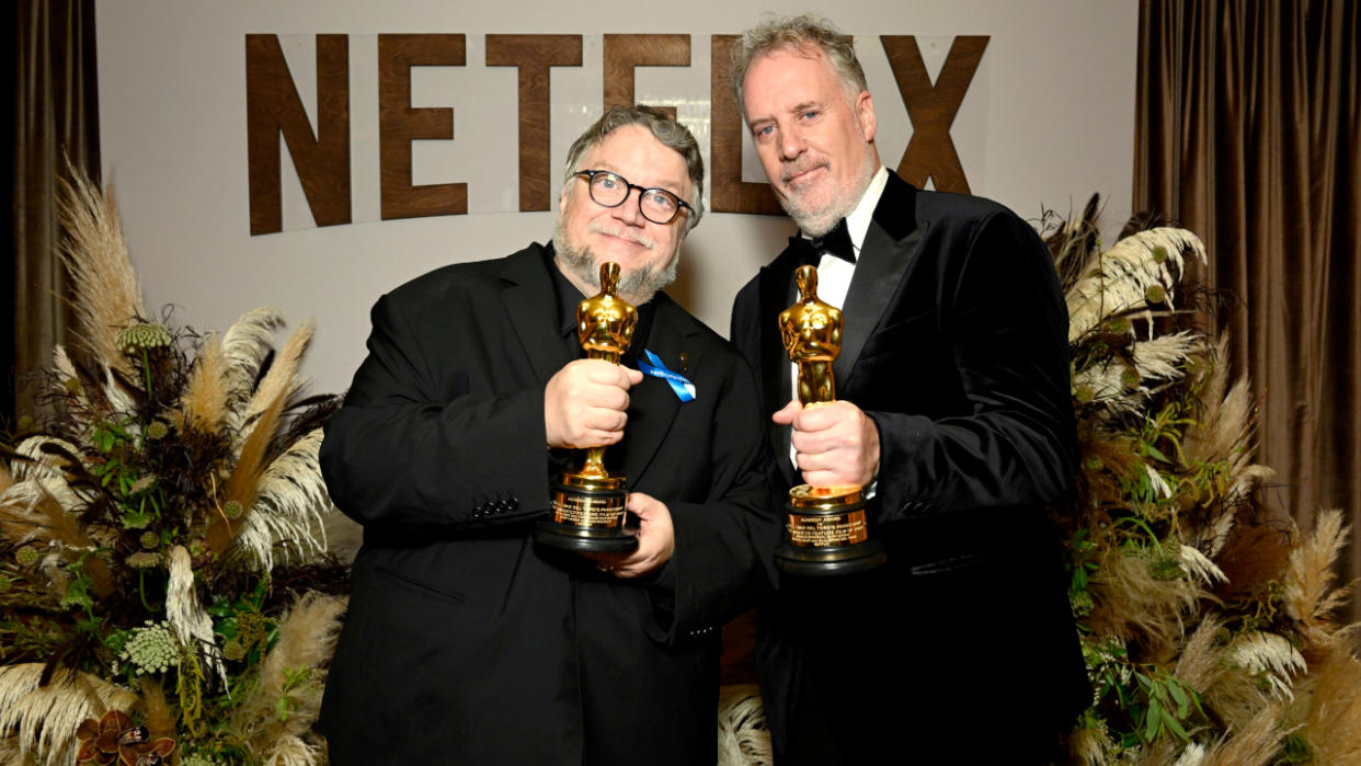  WEST HOLLYWOOD, CALIFORNIA - MARCH 12: Guillermo del Toro (L) and Mark Gustafson attend the 2023 Netflix's Oscar Gathering at Pendry West Hollywood on March 12, 2023 in West Hollywood, California. 