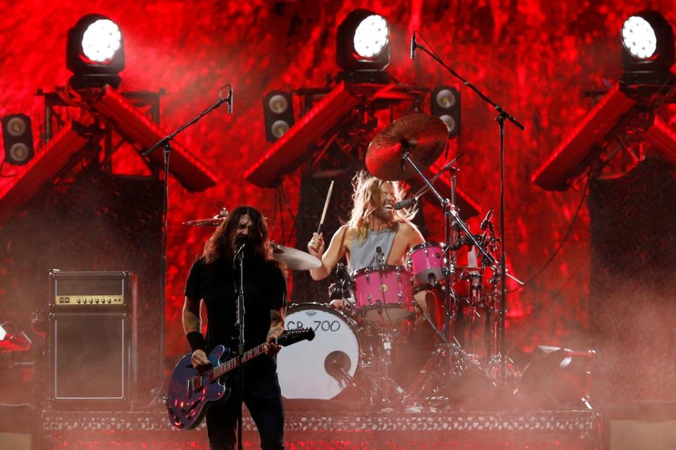 Dave Grohl and Taylor Hawkins on stage at Lollapalooza Chile last week (Getty Images)