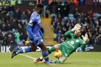 Britain Football Soccer - Aston Villa v Leeds United - Sky Bet Championship - Villa Park - 29/12/16 Leeds' Hadi Sacko in action with Aston Villa's Mark Bunn Mandatory Credit: Action Images / Carl Recine Livepic