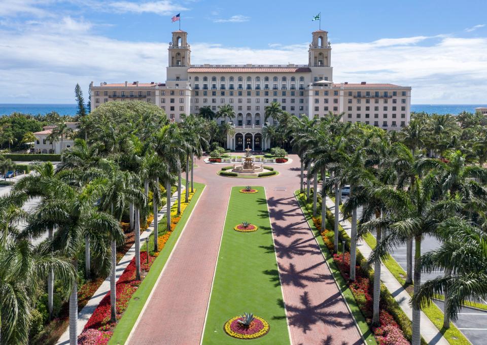The Breakers was named by New York Travel Guides as one of the romantic places to stay in Palm Beach.