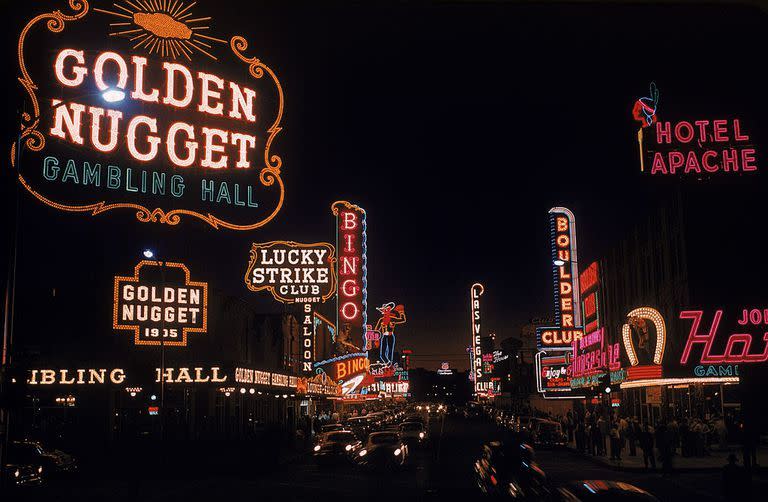 A Look Inside the Defining Era of 1950s Las Vegas