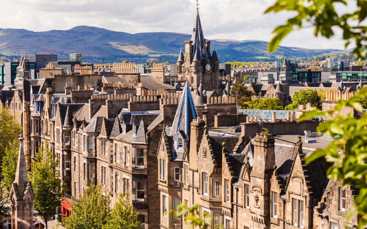 Edinburgh, old town, typical houses