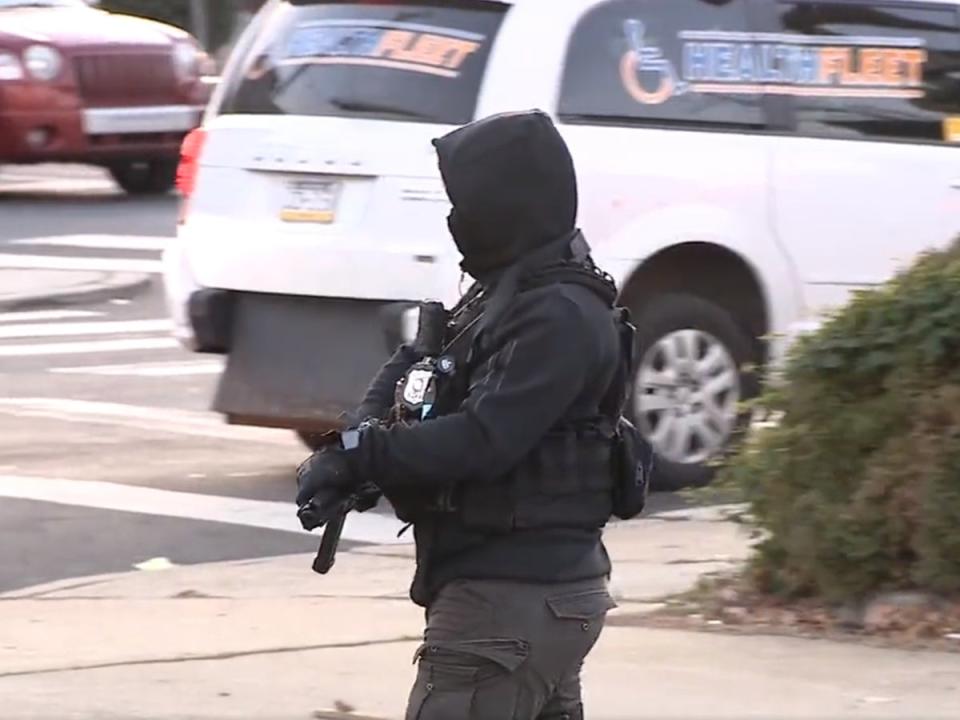 A gas station in Pennsylvania has hired armed, private security guards in response to rising crime. Screengrab (Fox29 / YouTube)