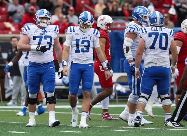 Street fight between the whistles Louisville Cardinals football