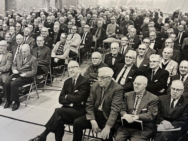 A meeting of the Retired Men's Club of Greendale in April 1966.