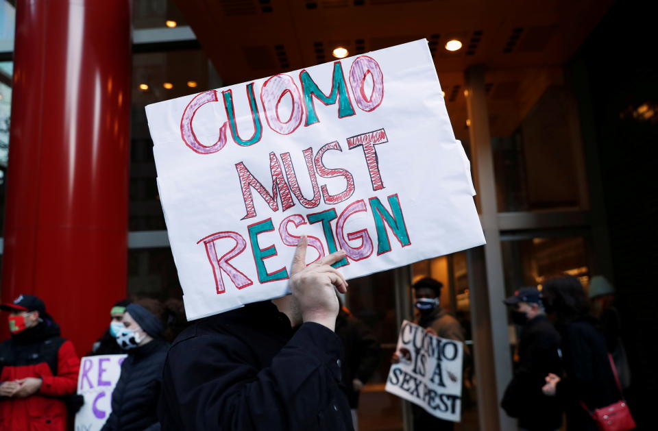 Protest vor Cuomos Büro in Manhattan (Bild: REUTERS/Shannon Stapleton)