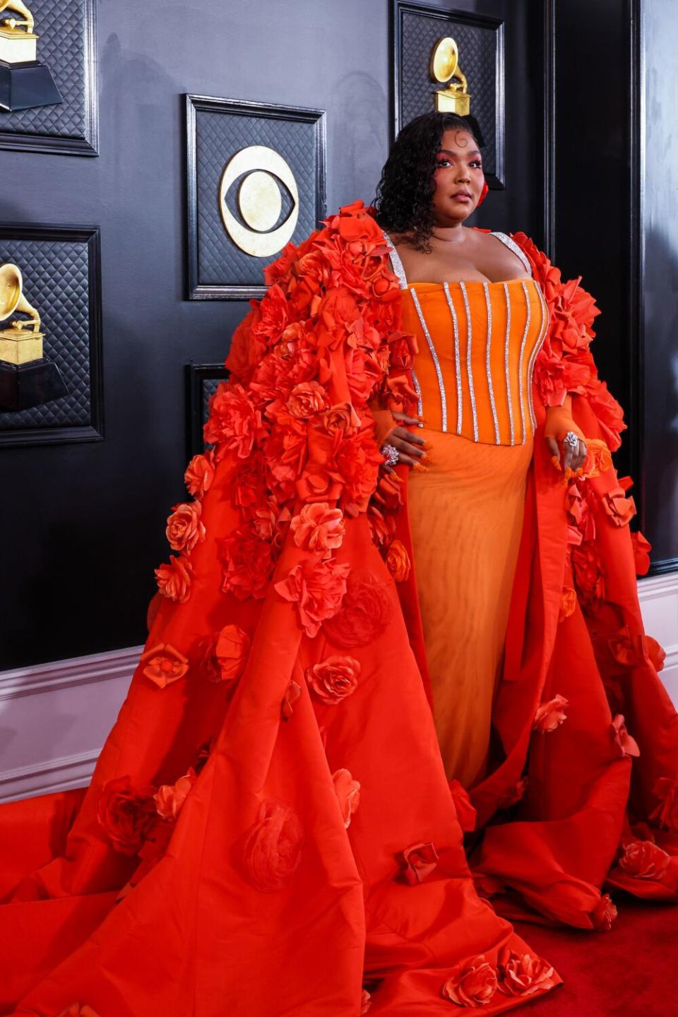 Lizzo on the 2023 Grammy Awards red carpet.