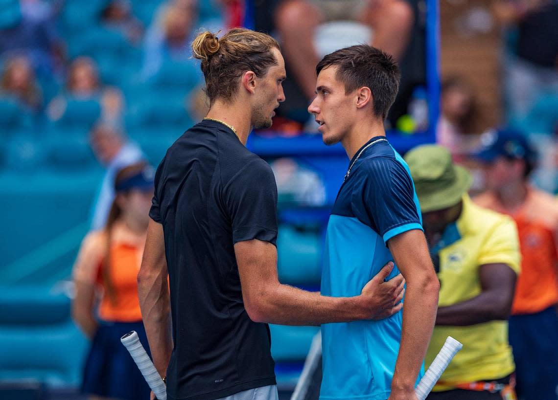 Alexander Zverev (4)-left), of Germany greets Fábián Marozsán, of Hungary, after wining 6-3, 7-5, during the men’s single quarter finals at the Miami Open tennis tournament, on Thursday, March 28, 2024. Pedro Portal/pportal@miamiherald.com