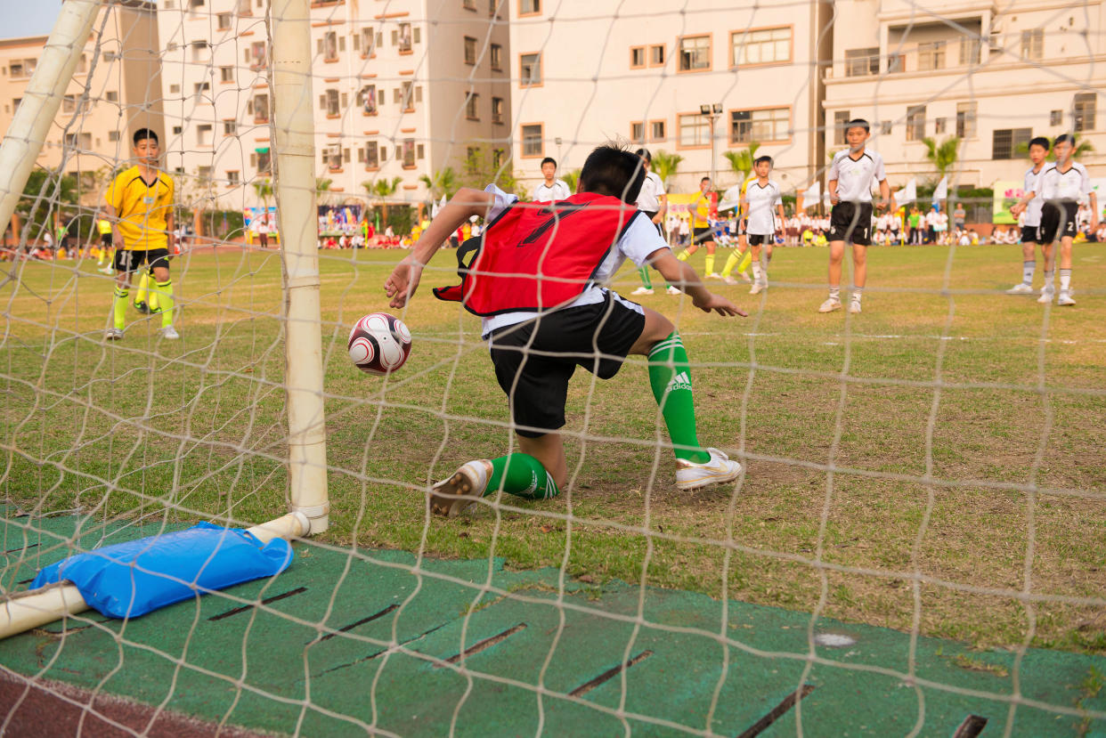 La Asociación de Fútbol de China anunció su plan para brindar programas especializados y promover el fútbol desde los seis años por todo el país entre 2019 y 2020 (Foto AFP).