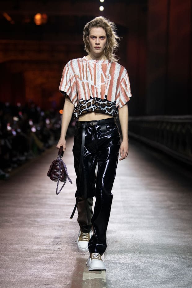 Nicolas Ghesquière's Pre-Fall 2023 Collection for Louis Vuitton Is Made to  Move - Fashionista