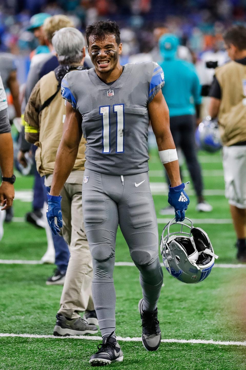 Detroit Lions wide receiver Kalif Raymond (11) walks off the field after Lions lost, 31-27, to the Miami Dolphins at Ford Field in Detroit on Sunday, Oct. 30, 2022.