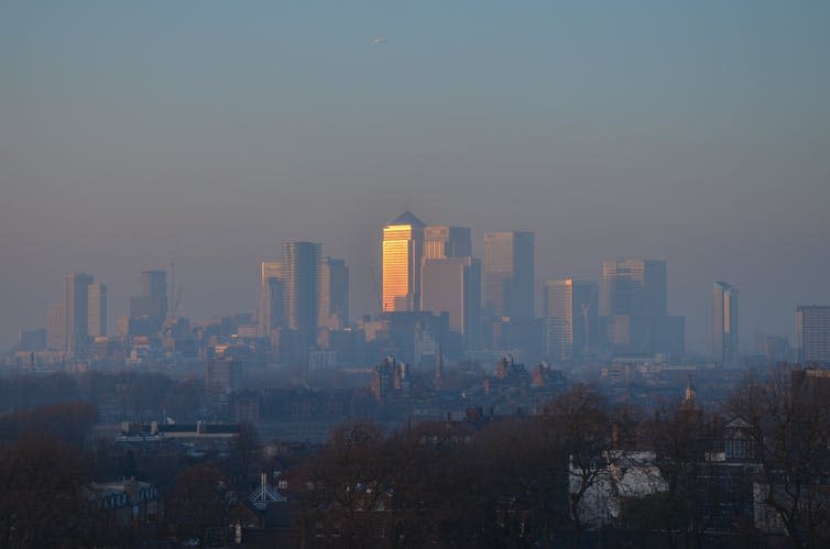 <span class="caption">Polluted London.</span> <span class="attribution"><a class="link " href="https://www.shutterstock.com/image-photo/greenwich-london-january-2017-heavy-pollution-589592426?src=fQFSm6WppjwVT9p4Q3a1Cw-1-1" rel="nofollow noopener" target="_blank" data-ylk="slk:Adam Cowell/Shutterstock.com;elm:context_link;itc:0;sec:content-canvas">Adam Cowell/Shutterstock.com</a></span>