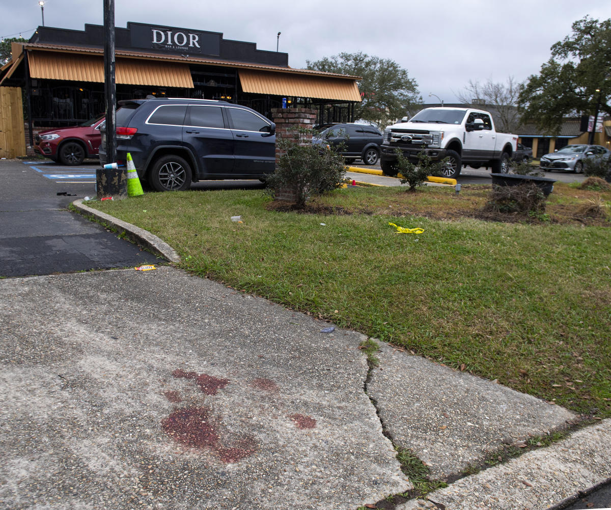 12 people injured in shooting at Louisiana nightclub