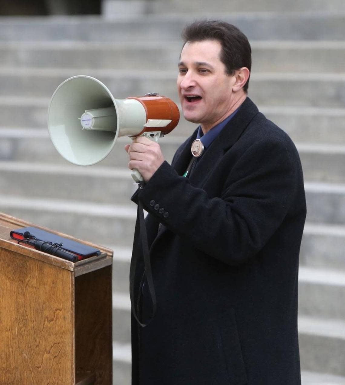 Idaho Freedom Foundation Executive Director Wayne Hoffman addresses a rally at the Capitol in 2014.