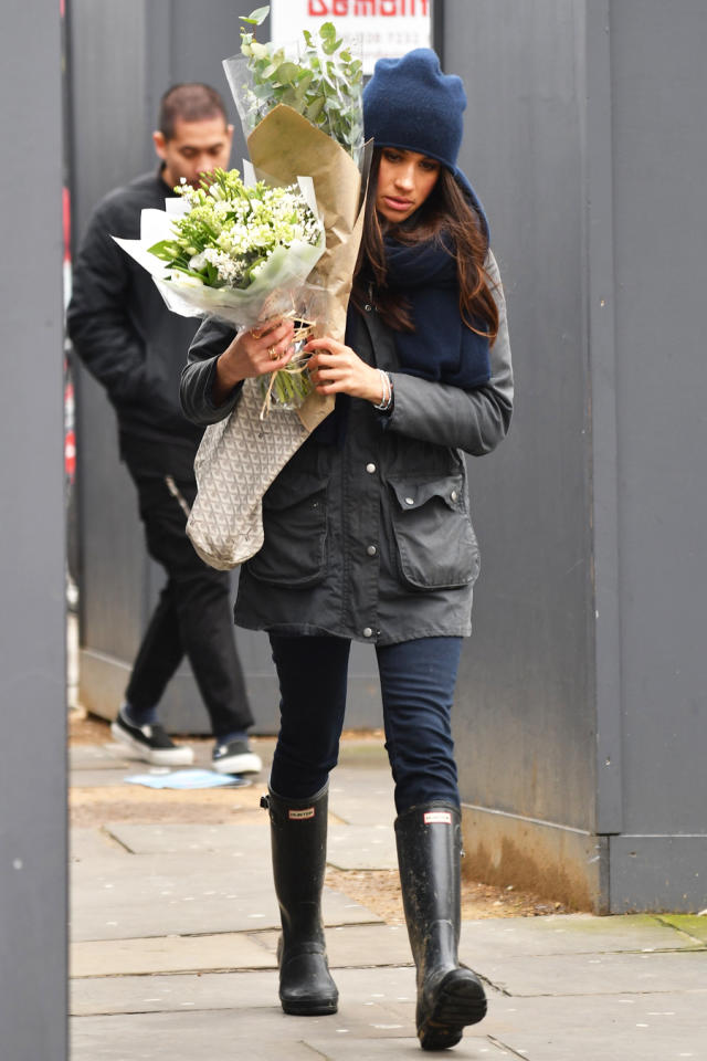 meghan markle white goyard tote