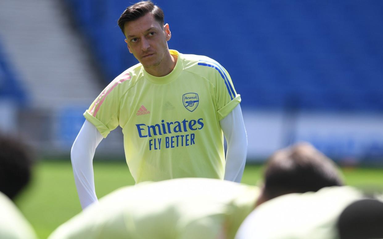 Mesut Ozil training with Arsenal - GETTY IMAGES