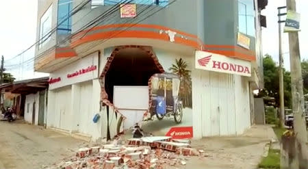 A damaged building is seen after an earthquake in Yurimaguas, Peru in this still image taken from video on May 26, 2019. AMERICA TV/ReutersTV via REUTERS