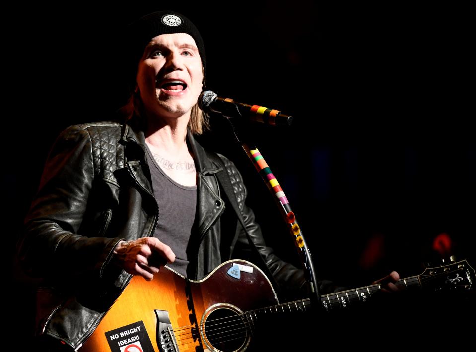 The Goo Goo Dolls' lead singer John Rzeznik performs during the "Chaos in Bloom" tour, Wednesday, Nov. 16, 2022, at Buddy Holly Hall.