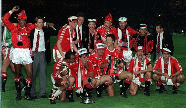 Manchester United celebrate winning the FA Cup at Wembley