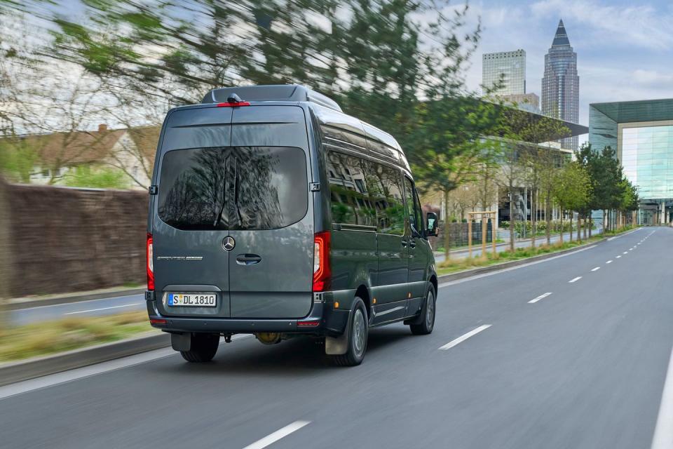 2025 mercedes benz sprinter