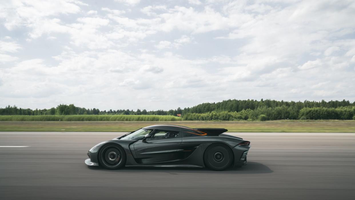 koenigsegg jesko absolut record setting car