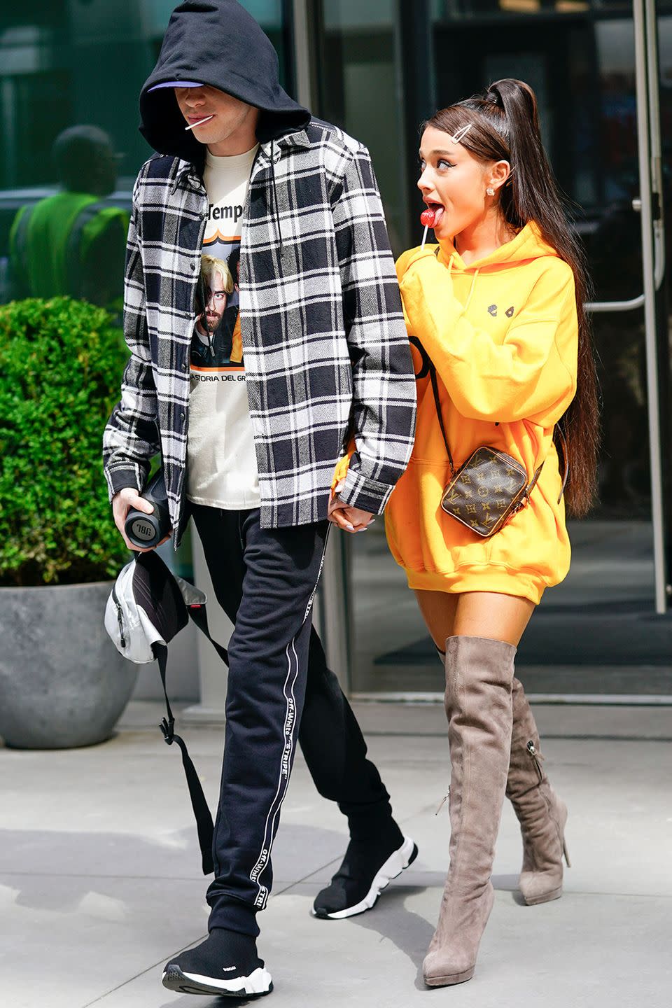 Ariana Grande and Pete Davidson