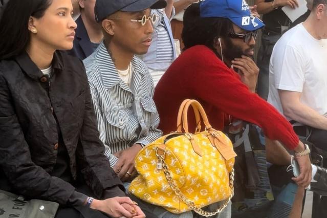 Celebrities attending the Louis Vuitton SS24 show in Paris : r