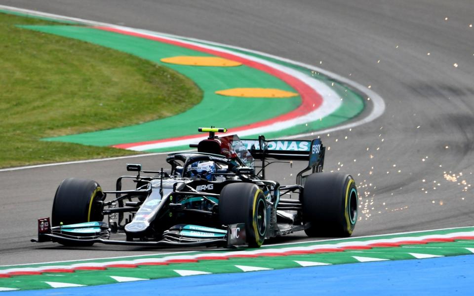 Emilia Romagna Grand Prix - Autodromo Enzo e Dino Ferrari, Imola, Italy - April 16, 2021 Mercedes' Valtteri Bottas in action during practic - JENNIFER LORENZINI 