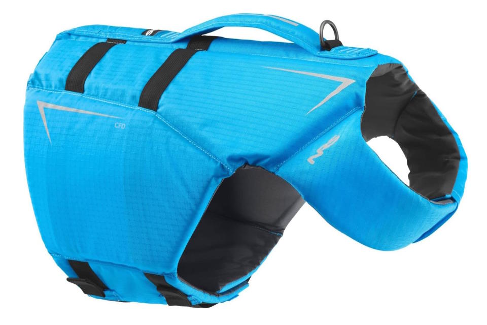 The Best Dog Life Jackets of 2024