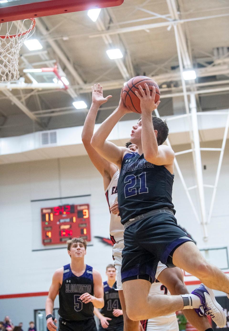 Bloomington South's Zach Sims (21) shoots during the Bloomington South versus Edgewood boys basketball game at Edgewood High School on Tuesday, Nov. 22, 2022.