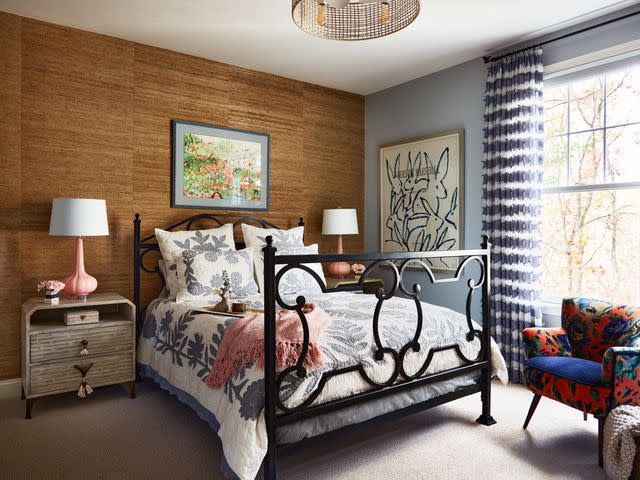 <p>Design by <a href="https://www.susanhaywardinteriors.com/" data-component="link" data-source="inlineLink" data-type="externalLink" data-ordinal="1" rel="nofollow">Susan Hayward Interiors</a> / Jared Kuzia Photography</p>