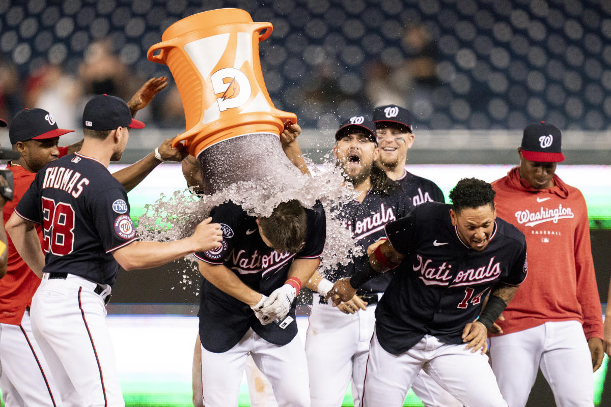 REACTING TO 2022 NEW MLB SPRING TRAINING HATS 